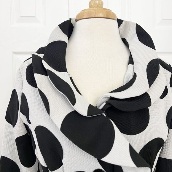 Samuel Dong Womens White Black Polka Dots Double Ruffle Blouse Medium NWT - Picture 2 of 7